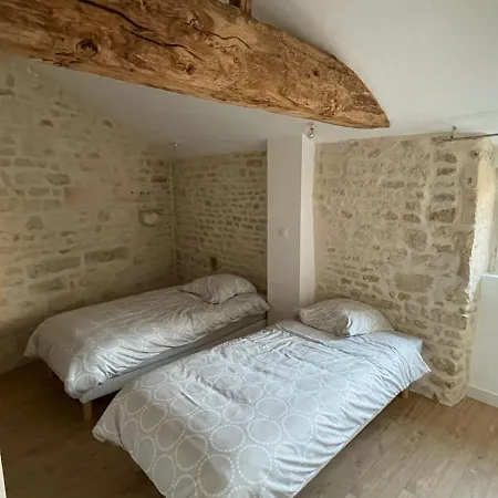 La Commanderie Des Templiers 4 Etoiles Saint-Etienne-de-Brillouet