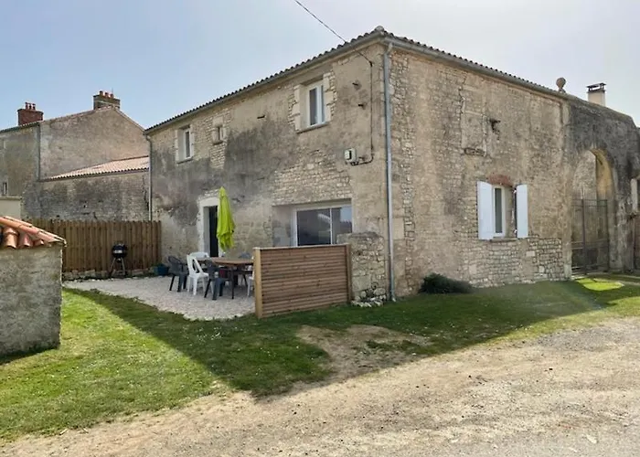 La Commanderie Des Templiers 4 étoiles *