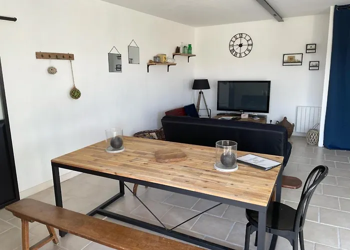 La Commanderie Des Templiers 4 étoiles Saint-Etienne-de-Brillouet