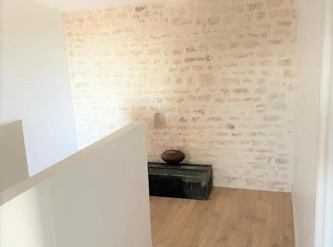 La Commanderie Des Templiers 4 étoiles Hébergement de vacances Saint-Etienne-de-Brillouet