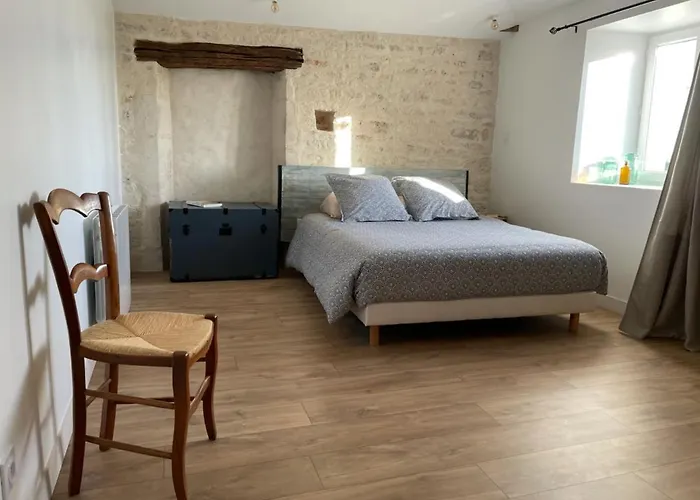 La Commanderie Des Templiers 4 étoiles Hébergement de vacances Saint-Etienne-de-Brillouet